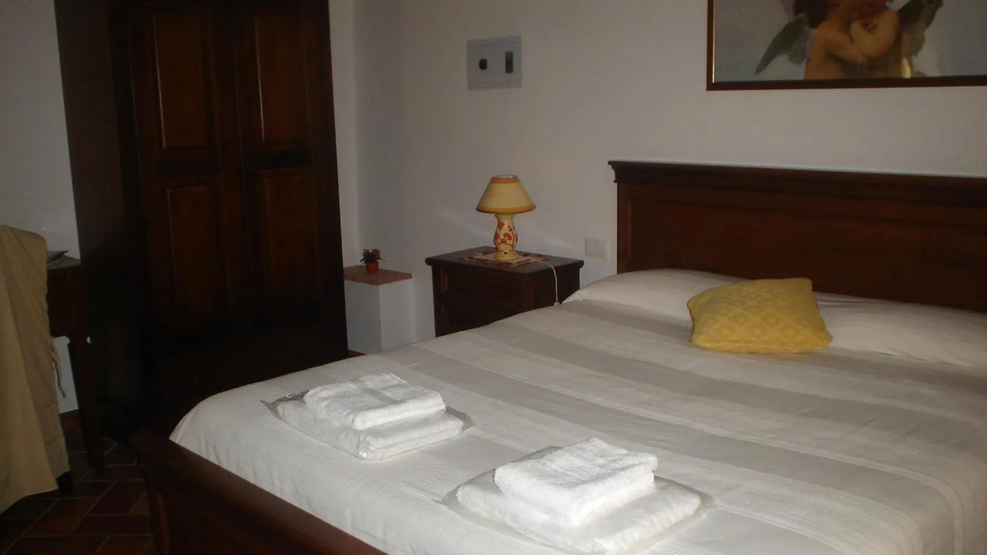 Country house Casale Il Colombaio Di Toiano Guest House Sovicille