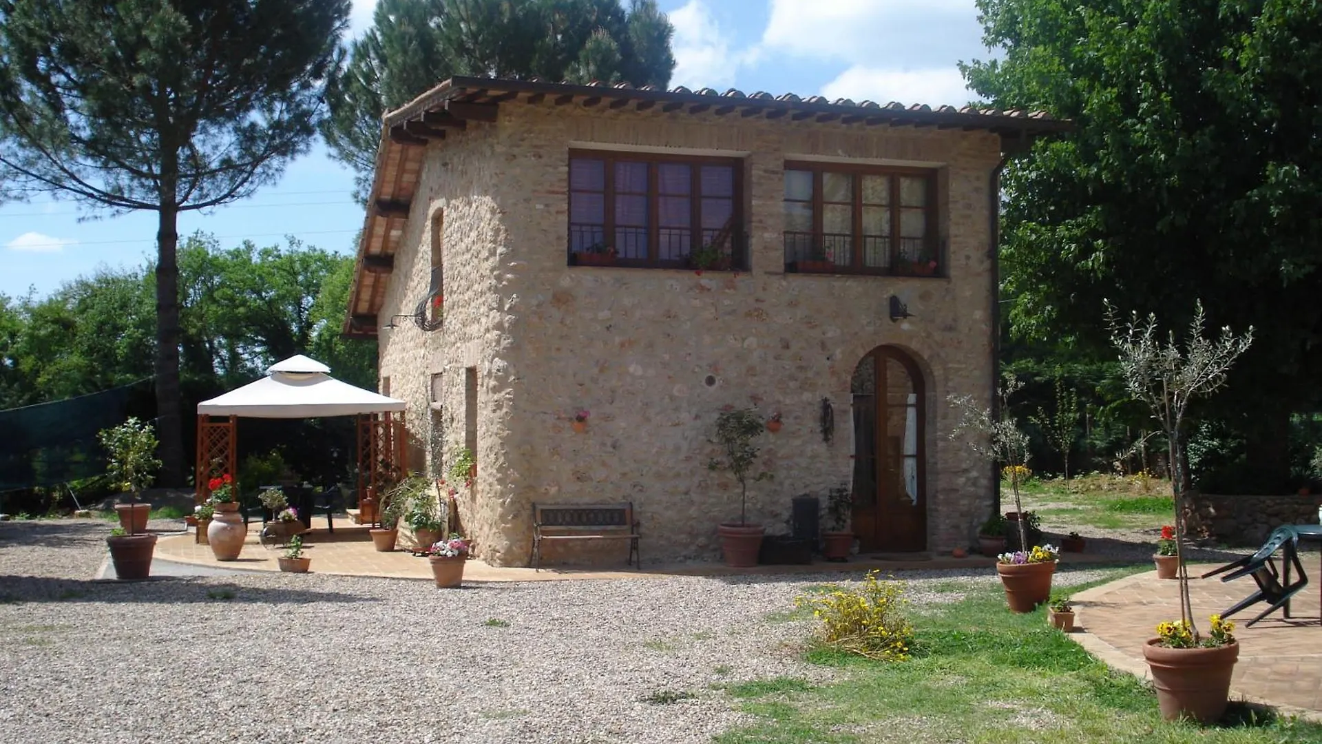 Country house Casale Il Colombaio Di Toiano Guest House Sovicille
